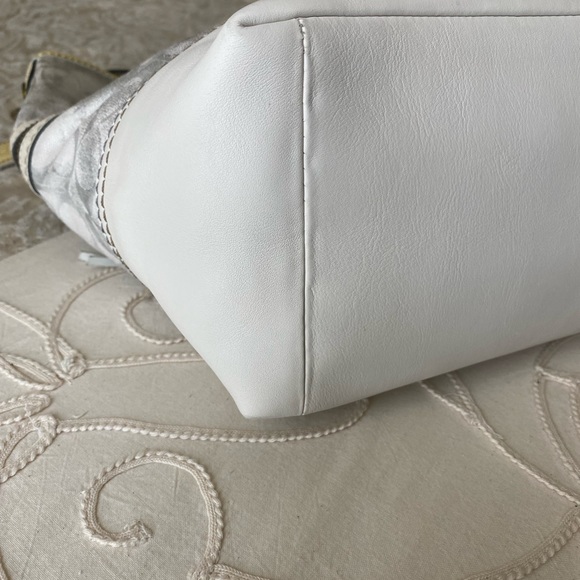 Coach Vintage Signature Tote - Picture 3 of 14